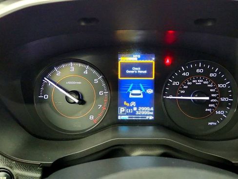 Used 2023 Subaru Crosstrek 2.0i Premium AWD/4WD image 15