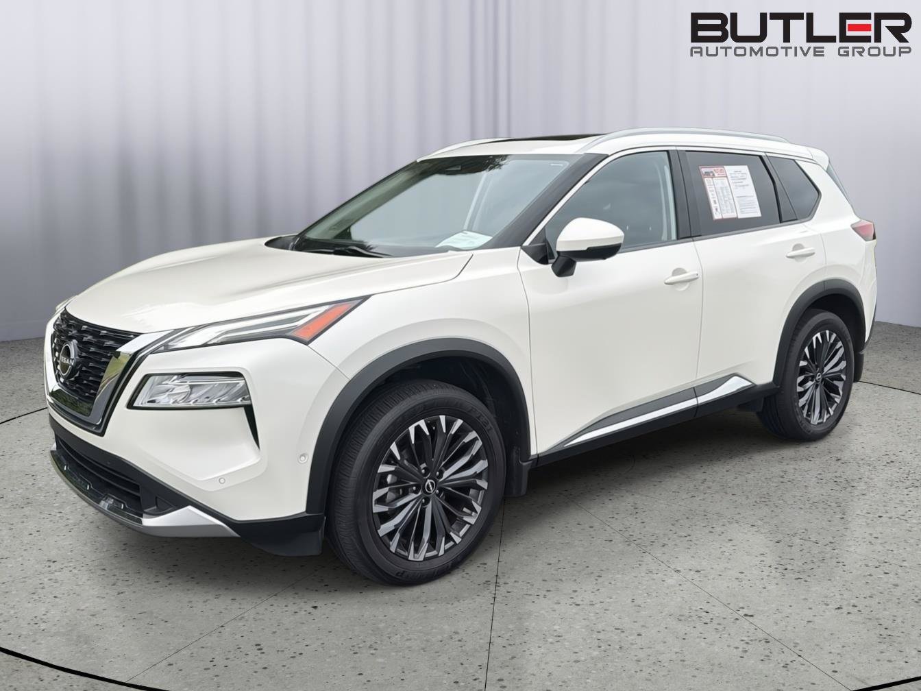 Used 2023 Nissan Rogue Platinum w/ Platinum Premium Package AWD/4WD image 2