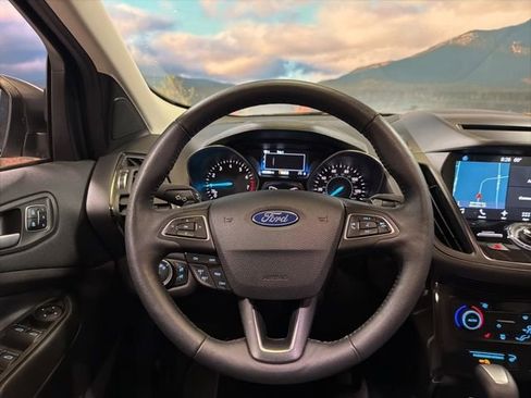 Used 2018 Ford Escape Titanium AWD/4WD image 44