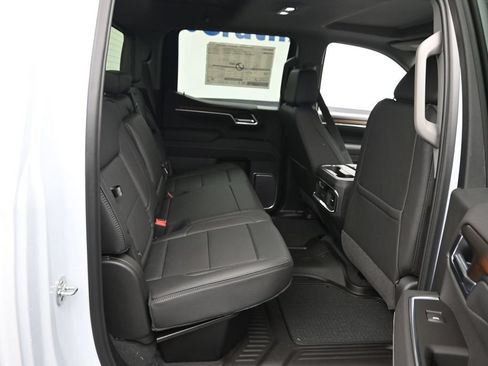 New 2026 GMC Sierra 1500 Denali AWD/4WD image 10