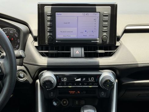 Used 2022 Toyota RAV4 XLE FWD image 17