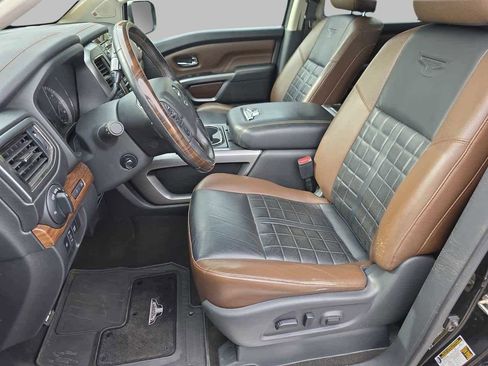 Used 2018 Nissan Titan Platinum Reserve w/ Platinum Utility Package image 20