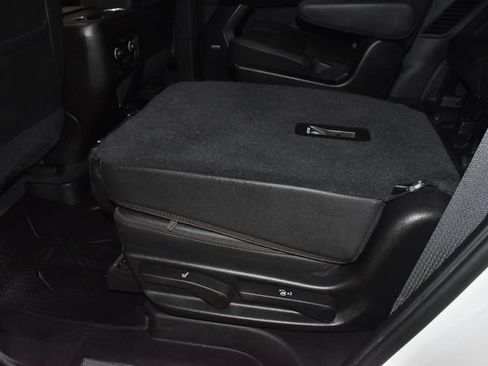 Used 2021 Chevrolet Tahoe High Country AWD/4WD image 34