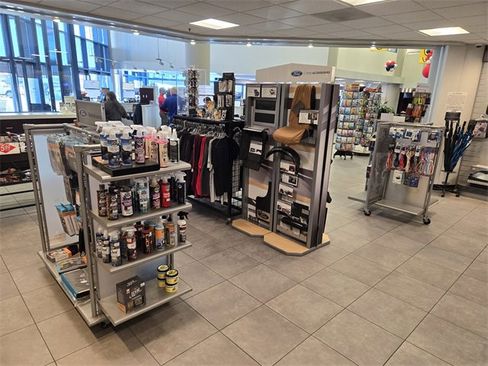 Used 2016 Lincoln MKX Reserve w/ Technology Package image 17