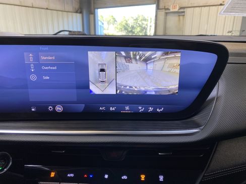 Used 2025 Buick Envision Preferred image 43