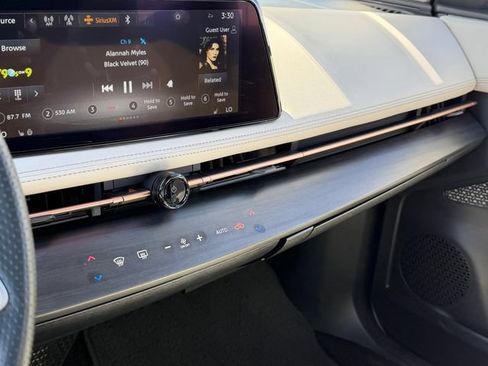 Certified 2024 Nissan Ariya FWD image 20