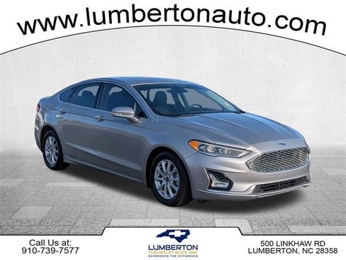 Used 2020 Ford Fusion Titanium image 1
