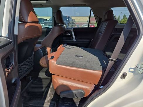 Used 2022 Toyota 4Runner Limited AWD/4WD image 30