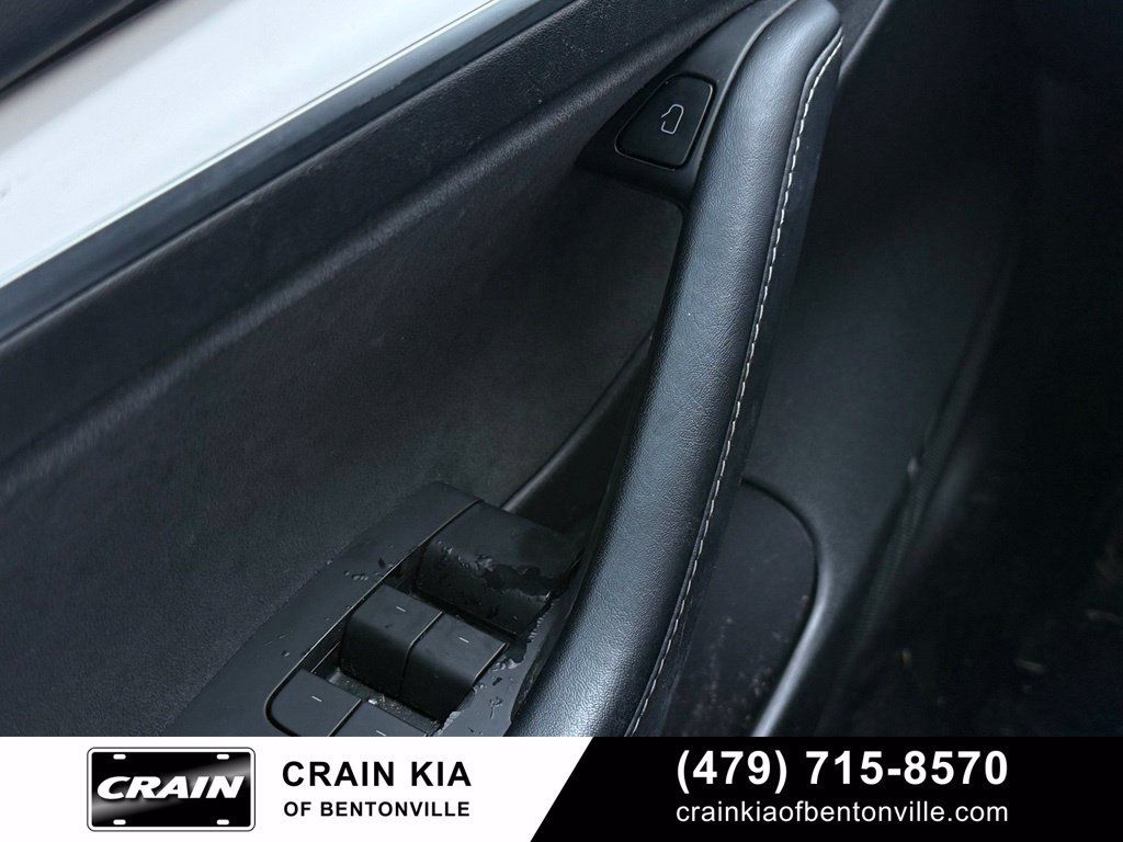 Used 2023 Tesla Model 3 Standard Range RWD image 10