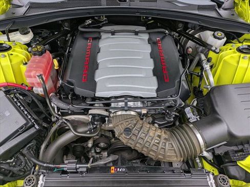 Used 2021 Chevrolet Camaro LT w/ RS Package RWD image 21