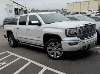 Used 2018 GMC Sierra 1500 Denali w/ Denali Ultimate Package AWD/4WD video 1