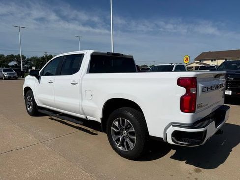 Used 2022 Chevrolet Silverado 1500 RST AWD/4WD image 6