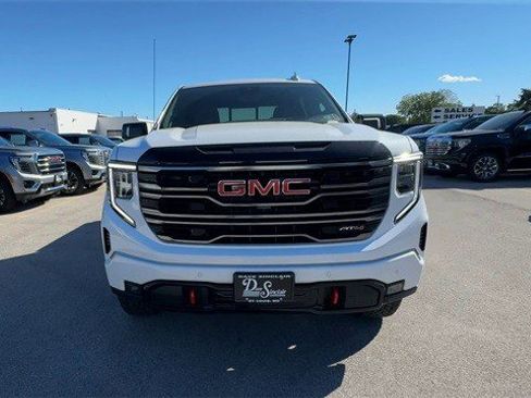 New 2026 GMC Sierra 1500 AT4 w/ AT4 Premium Package image 3