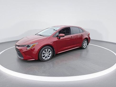 Certified 2025 Toyota Corolla LE image 6