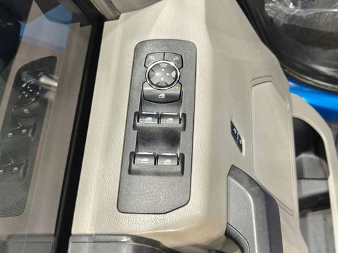 Used 2019 Ford F150 XL w/ Equipment Group 101A Mid AWD/4WD image 40