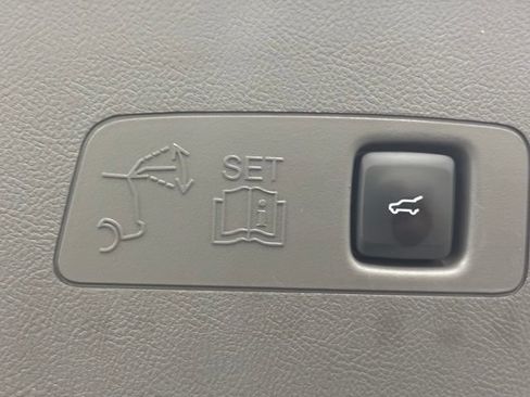 Used 2020 Lincoln Corsair Reserve w/ Equipment Group 201A AWD/4WD image 12