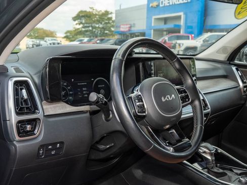 Used 2022 Kia Sorento SX Prestige w/ Rust Color Package AWD/4WD image 15