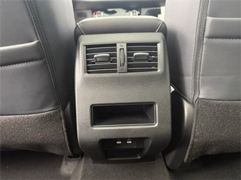 New 2026 Mitsubishi Outlander SE image 31