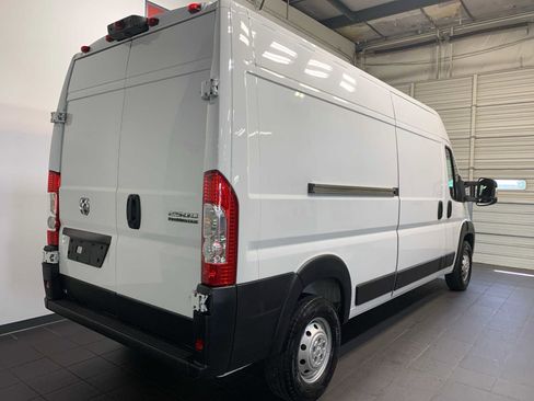 Used 2023 RAM ProMaster 2500 image 3