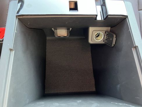 New 2026 Ford Explorer Platinum image 37