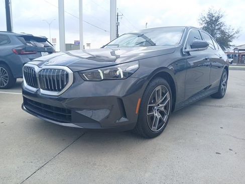 New 2026 BMW 530i 530i image 3