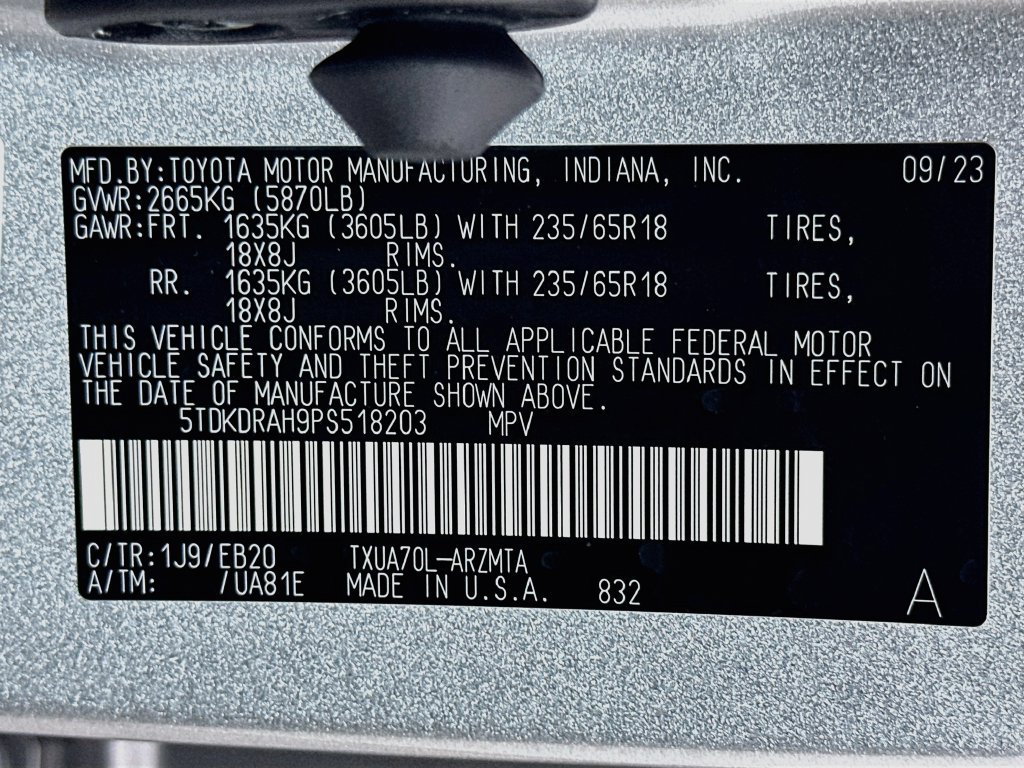 Used 2023 Toyota Highlander XLE FWD image 32