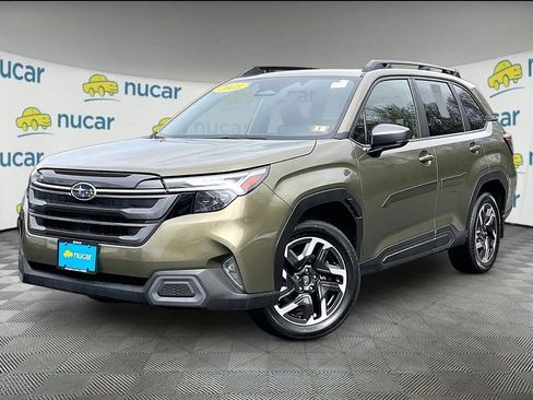 Used 2025 Subaru Forester Limited AWD/4WD image 3