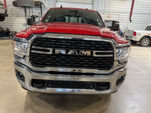 Certified 2024 RAM 2500 Big Horn w/ Safety Group AWD/4WD image 41