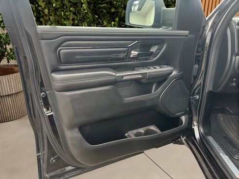 Used 2022 RAM 1500 Limited w/ Body-Colour Bumper Group image 20