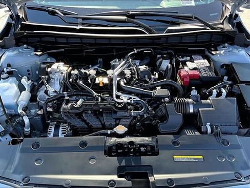 New 2026 Nissan Altima 2.5 SR w/ SR Midnight Edition Package FWD image 12