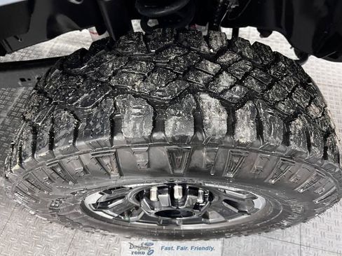 Used 2025 Ford F250 Lariat w/ Lariat Ultimate Package image 16