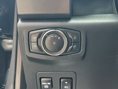 Used 2020 Ford F150 XLT w/ Equipment Group 302A Luxury AWD/4WD image 51