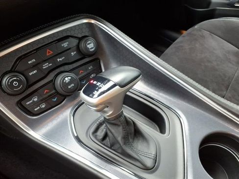 Used 2018 Dodge Challenger GT w/ GT Interior Package image 23