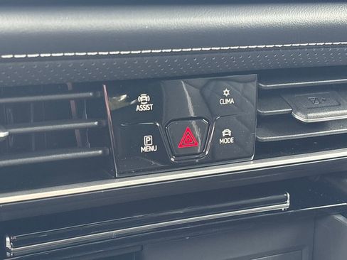 New 2026 Volkswagen Atlas Cross Sport SEL Premium R-Line image 22