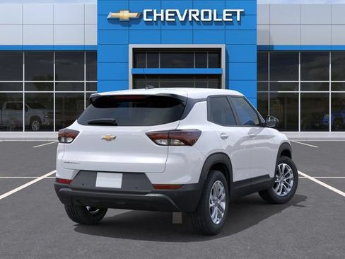 New 2026 Chevrolet TrailBlazer LS w/ LS Convenience Package FWD image 4