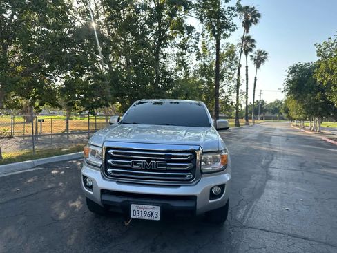 Used 2018 GMC Canyon SLE w/ SLE Convenience Package RWD image 4