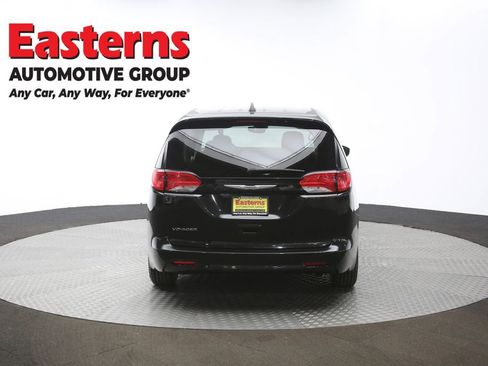 Used 2023 Chrysler Voyager LX FWD image 35