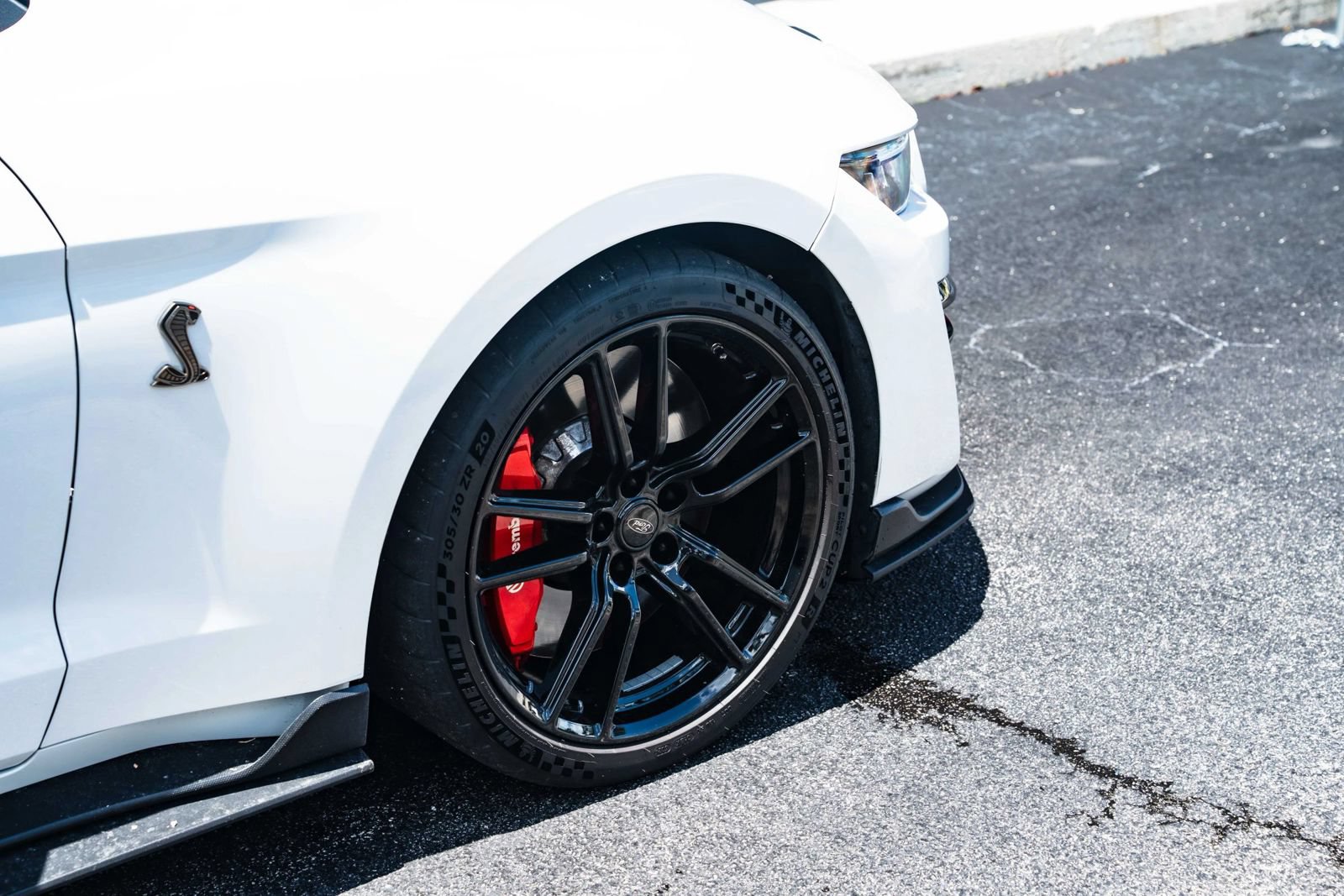 Used 2020 Ford Mustang Shelby GT500 w/ Technology Package RWD image 21