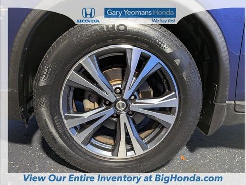 Used 2017 Nissan Rogue SL FWD image 11