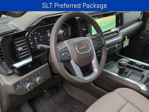 New 2026 GMC Sierra 1500 SLT AWD/4WD image 10