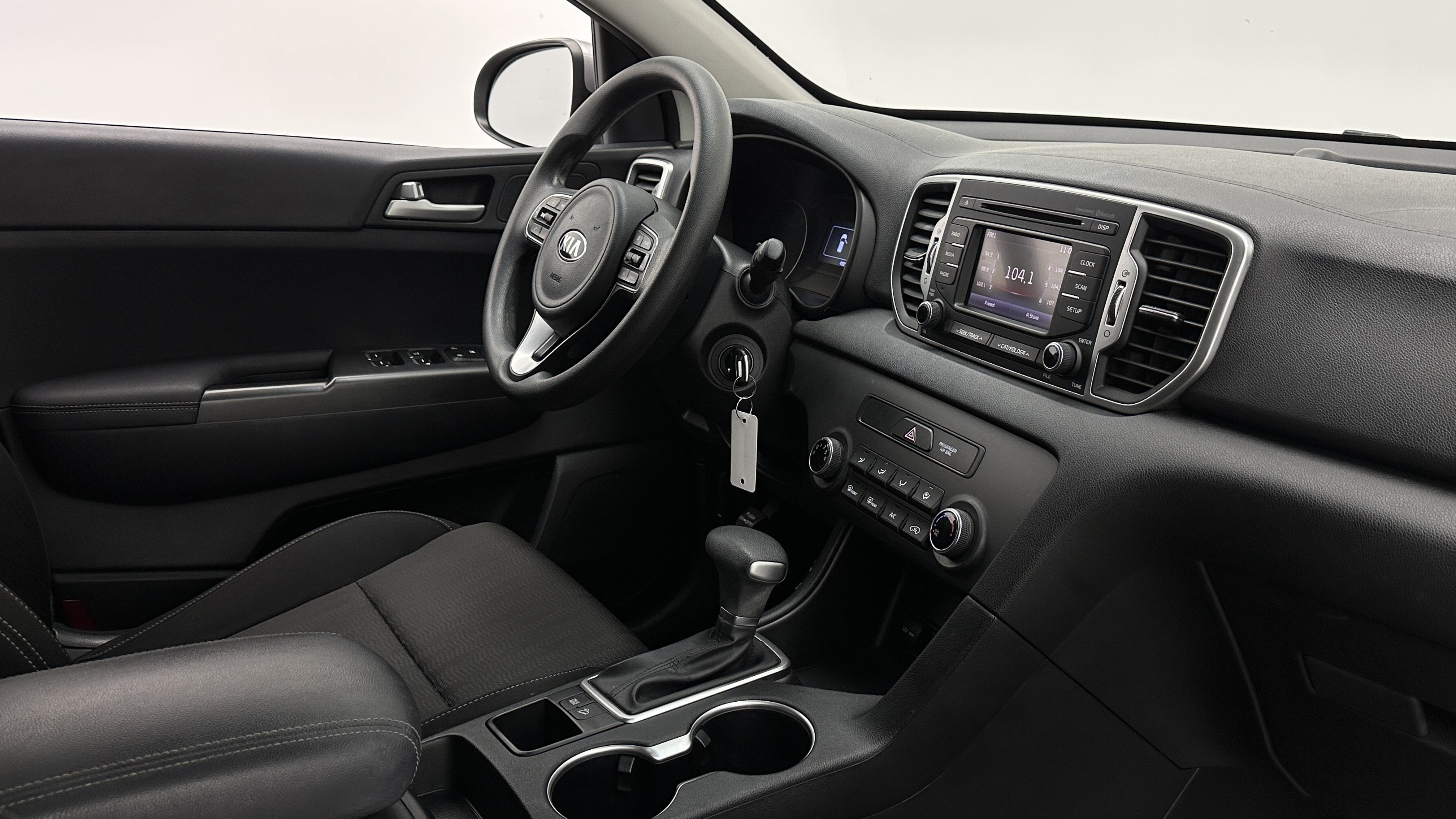 Used 2019 Kia Sportage LX FWD image 32