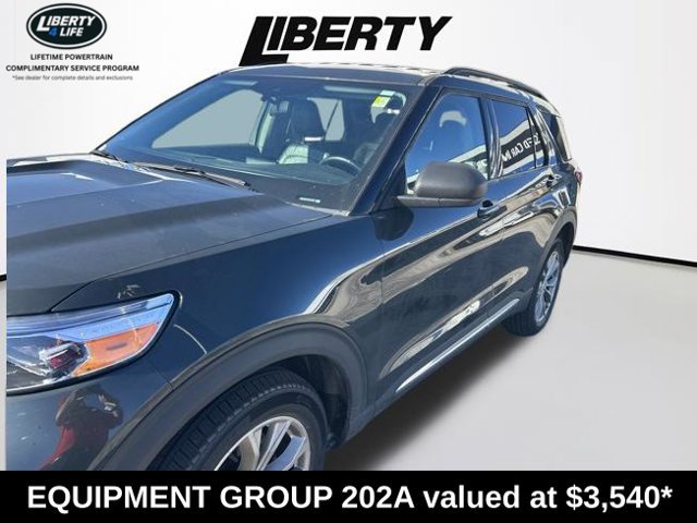 Used 2022 Ford Explorer XLT w/ Equipment Group 202A AWD/4WD image 2