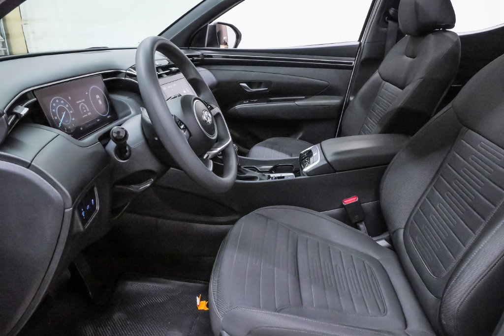 Certified 2022 Hyundai Santa Cruz SEL w/ Activity Package FWD image 9