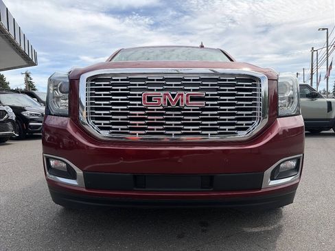 Used 2019 GMC Yukon XL Denali w/ Denali Ultimate Package AWD/4WD image 17