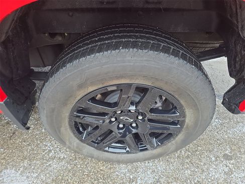 Used 2025 Chevrolet Silverado 1500 Custom image 28