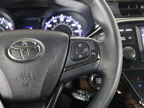 Used 2014 Toyota Avalon Limited FWD image 27