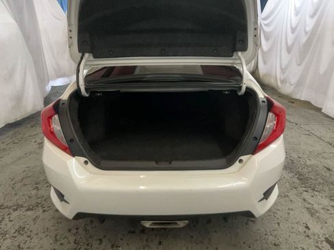 Used 2019 Honda Civic Sport image 21