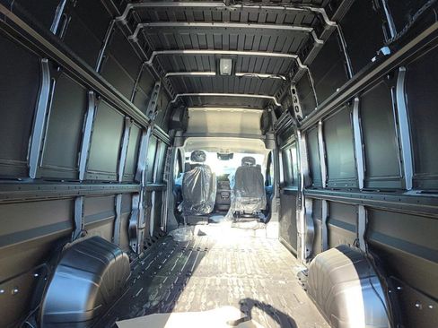 Used 2025 RAM ProMaster 3500 w/ Quick Order Package 22G SLT image 10