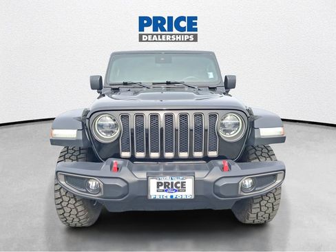 Used 2019 Jeep Wrangler Unlimited Rubicon AWD/4WD image 3