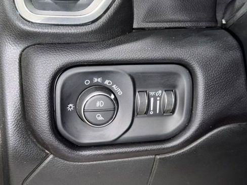 Used 2023 RAM 3500 Laramie AWD/4WD image 16